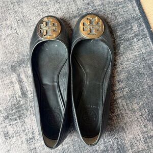 Tory Burch Black Leather Ballet Flats with Gold Logo Medallion